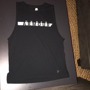 Black under armour tank top